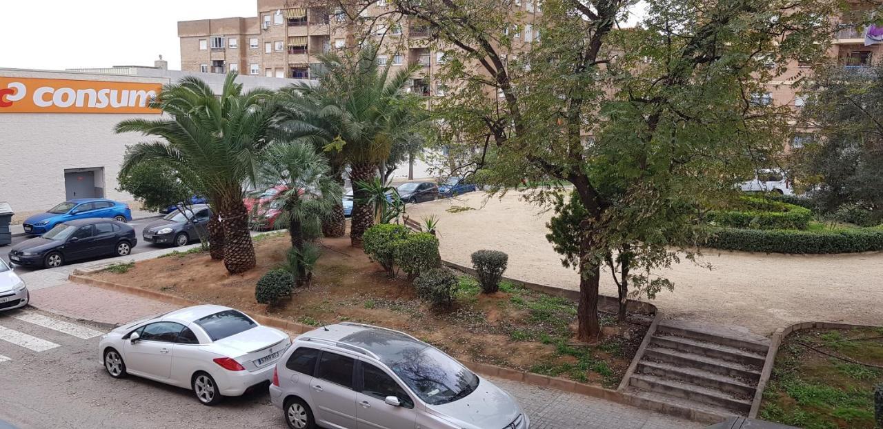 Habitacion Privada Cerca De Valencia En Vivienda Compartida Paterna Exteriör bild